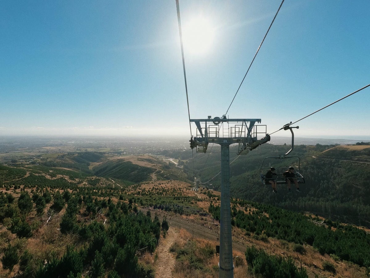 紐西蘭|基督城最好玩的公園 Christchurch Adventure Park - 第16張圖 基督城探險公園 Christchurch Adventure Park Chairlift 纜車