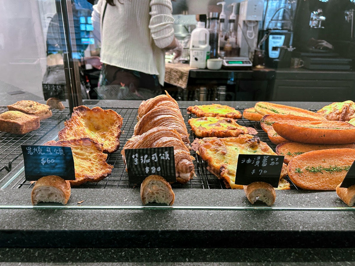 moon baking studio