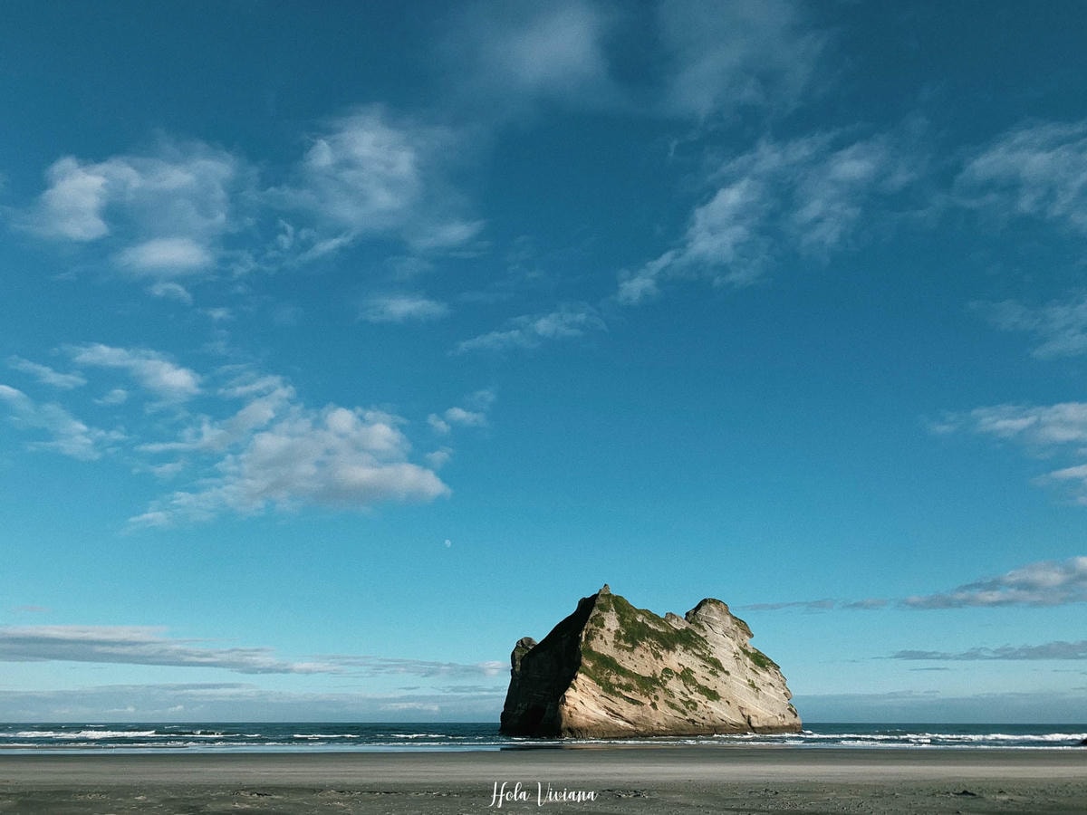 紐西蘭|南島|前進 Golden Bay 一探 Wharariki beach 和鐘乳石洞 ! - 第19張圖 Wharariki Beach